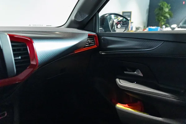 Opel Mokka (2021) — foto 26 van 32