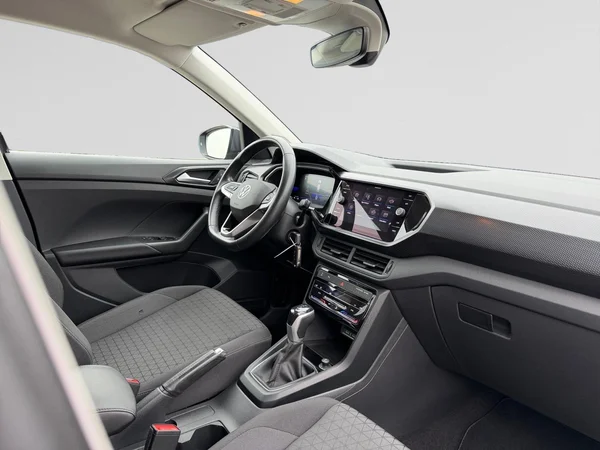 VOLKSWAGEN T-Cross (2023) — foto 12 van 18