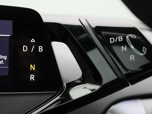 Volkswagen ID.4 (2023) — foto 15 van 37