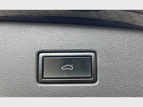 Volkswagen Tiguan (2021) — foto 5 van 30