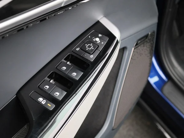Kia EV6 (2023) — foto 26 van 48