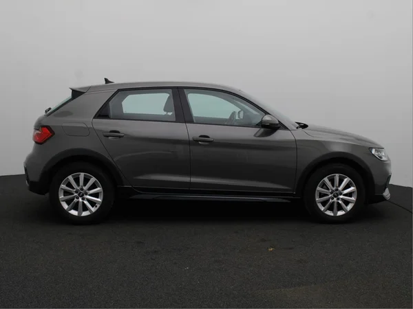 AUDI A1 Citycarver (2022) — foto 14 van 17