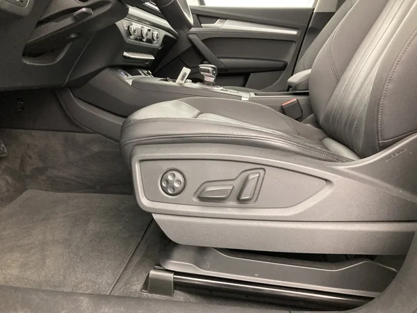 AUDI Q5 (2021) — foto 25 van 36