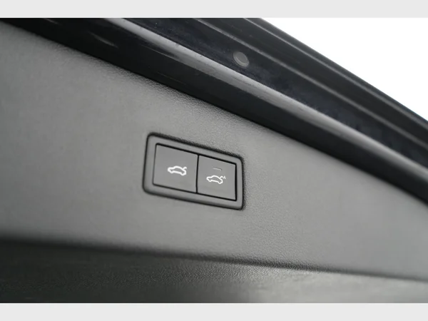 VOLKSWAGEN Tiguan Allspace (2018) — foto 29 van 32