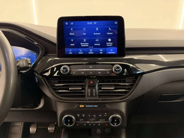 Ford Kuga (2023) — foto 6 van 24