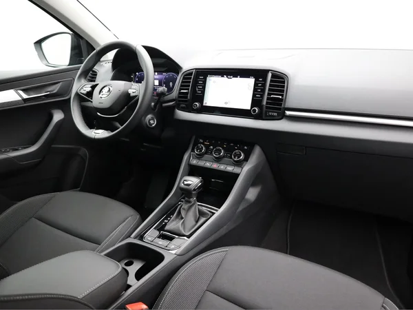 SKODA Karoq (2024) — foto 15 van 21