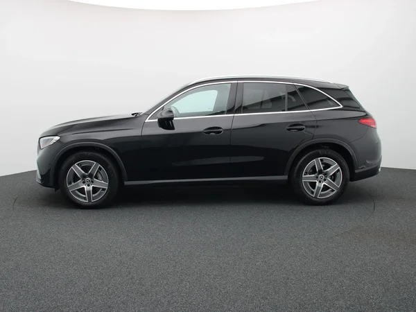 Mercedes-Benz GLC (2025) — foto 23 van 28