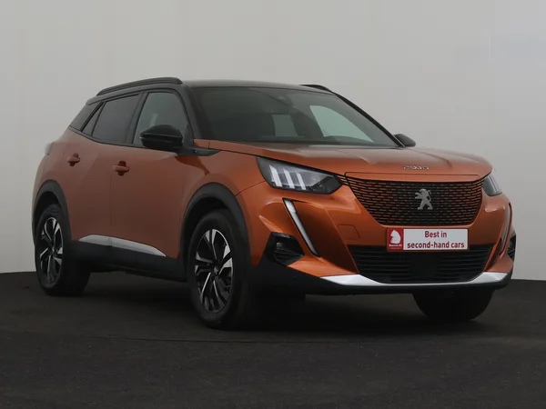 PEUGEOT e-2008 (2022) — foto 26 van 31