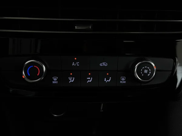 OPEL Mokka (2023) — foto 16 van 26