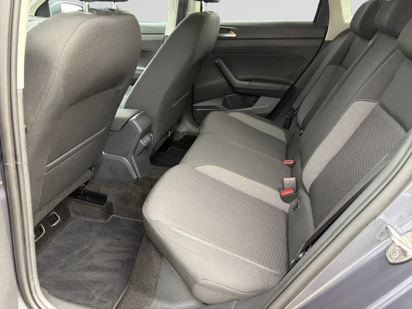 VOLKSWAGEN Polo (2023) — foto 9 van 11