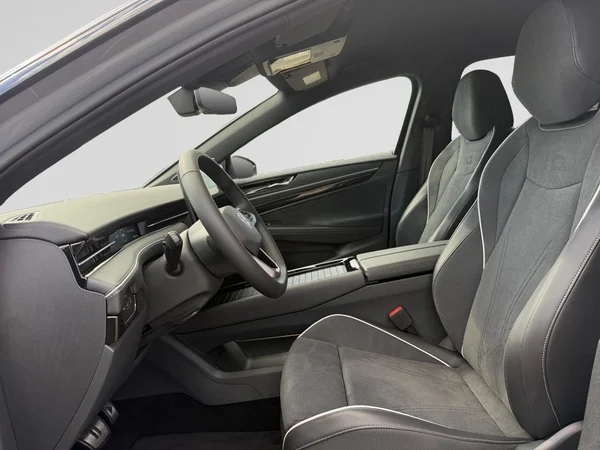 VOLKSWAGEN ID.7 Tourer (2026) — foto 21 van 21