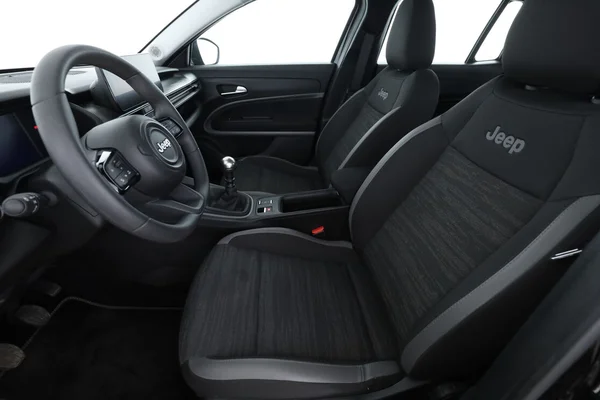 Jeep Avenger (2024) — foto 16 van 16