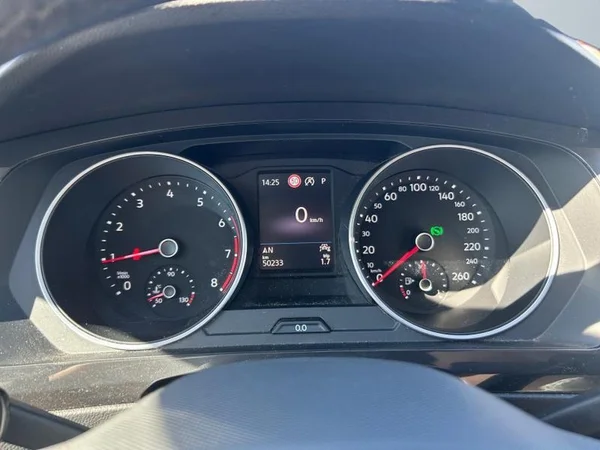 VOLKSWAGEN Tiguan (2023) — foto 5 van 31