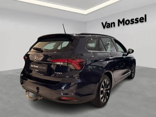 Fiat Tipo (2019) — foto 12 van 16