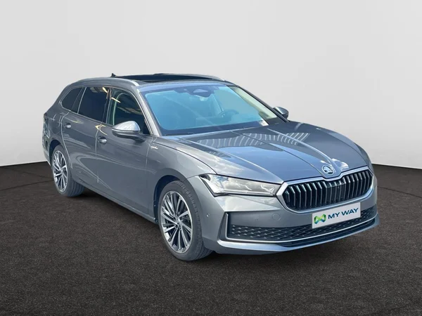 SKODA Superb Combi (2025) — foto 19 van 21