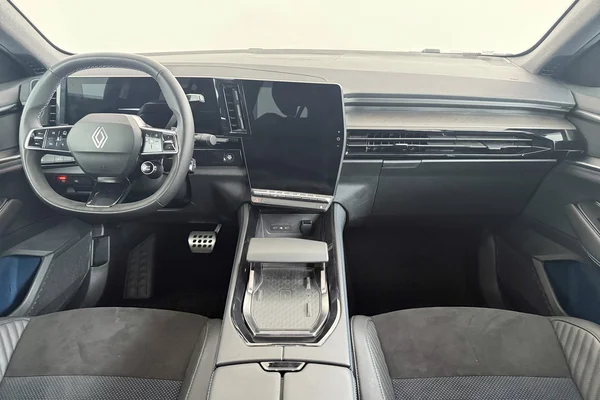 Renault Rafale E-TECH (HEV) (2025) — foto 6 van 36