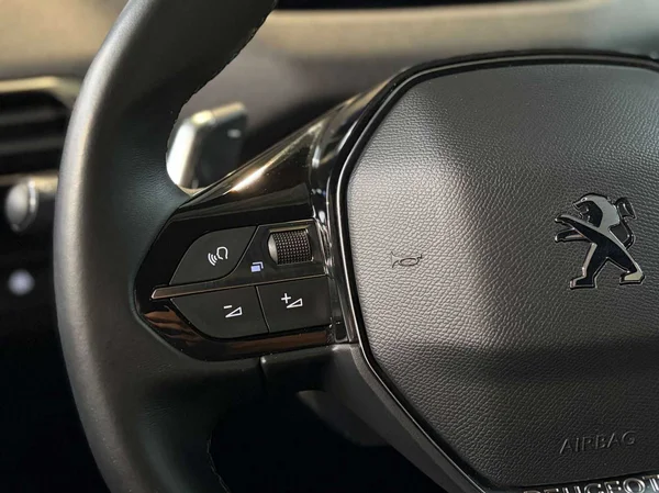 Peugeot 5008 (2023) — foto 10 van 22