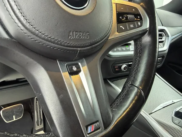 Bmw 318 (2022) — foto 3 van 27