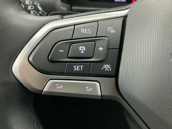 VOLKSWAGEN T-Cross (2025) — foto 9 van 36