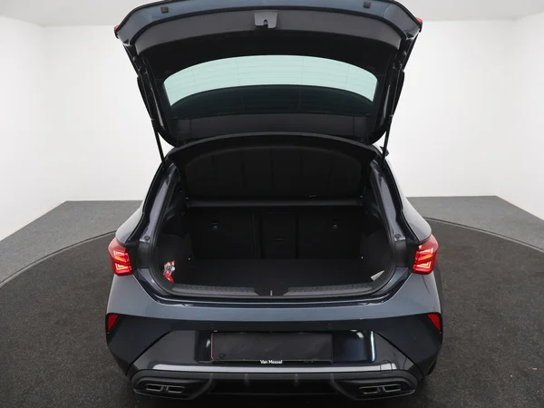 CUPRA Leon (2025) — foto 3 van 23
