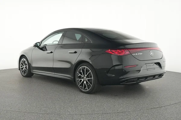 Mercedes-Benz CLA (2026) — foto 15 van 21