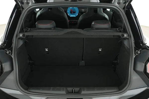 MINI MINI (2024) — foto 8 van 16