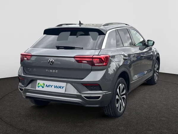VOLKSWAGEN T-Roc (2021) — foto 14 van 18