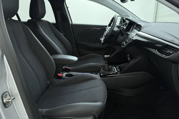 Opel Corsa (2022) — foto 19 van 21