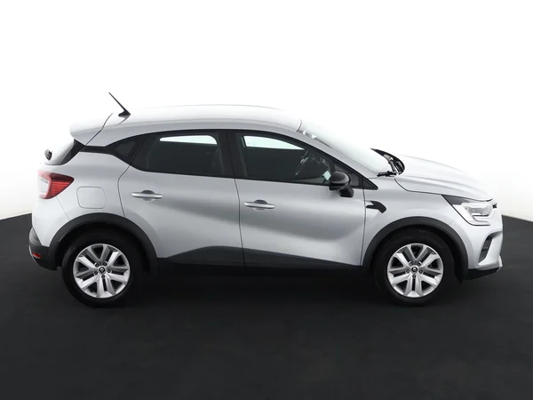 RENAULT Captur (2022) — foto 24 van 28