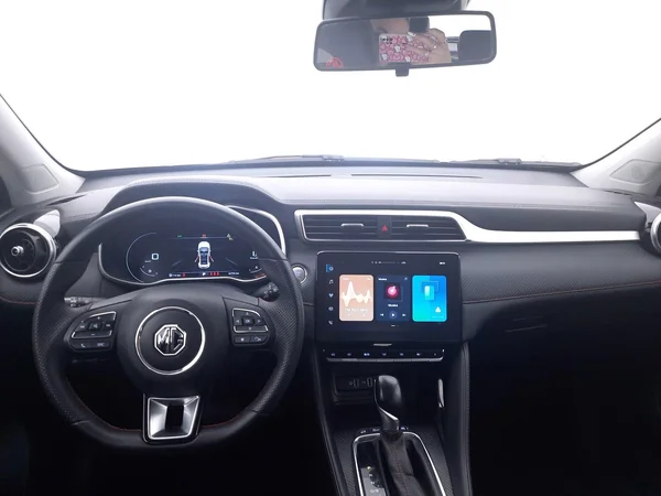 MG Zs (2024) — foto 2 van 22