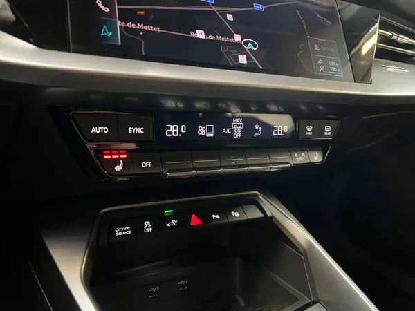 AUDI A3 Sportback PHEV (2021) — foto 4 van 20