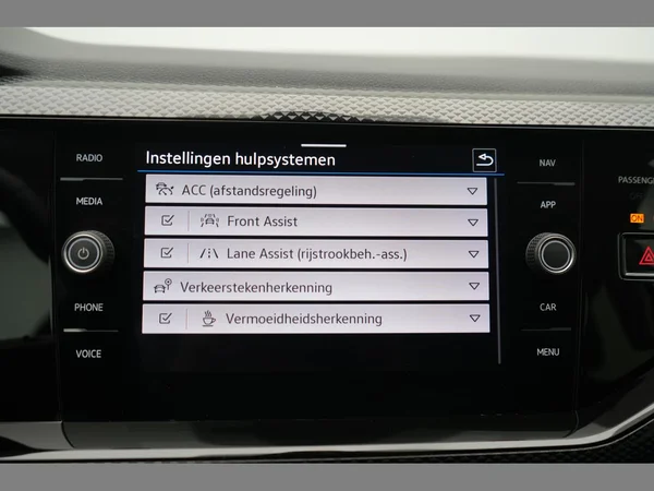 VOLKSWAGEN Polo (2024) — foto 19 van 26