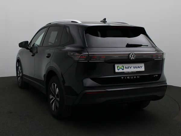 VOLKSWAGEN Tiguan (2025) — foto 11 van 15