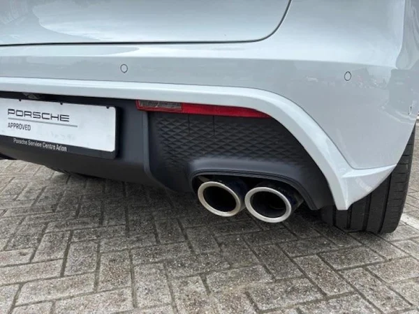 PORSCHE Macan S (2023) — foto 10 van 31