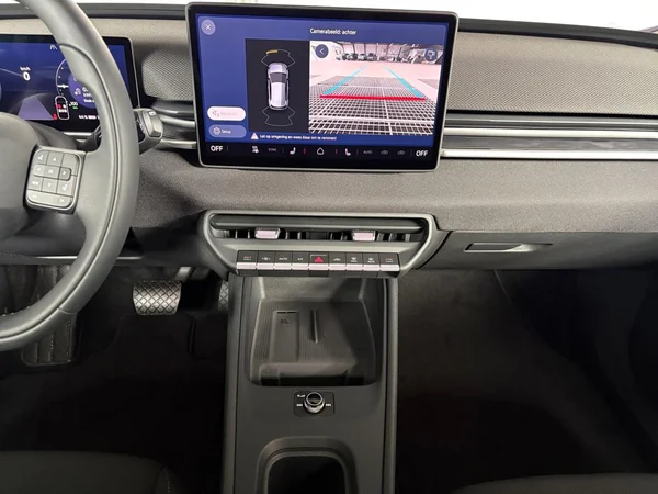 VOLKSWAGEN ID.Polo (2026) — foto 3 van 24