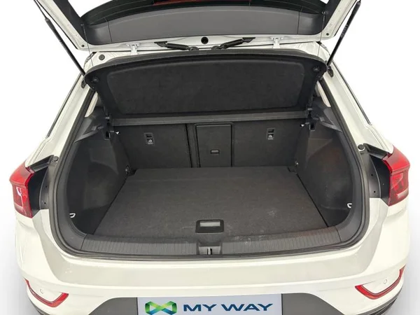 VOLKSWAGEN T-Roc (2024) — foto 19 van 26