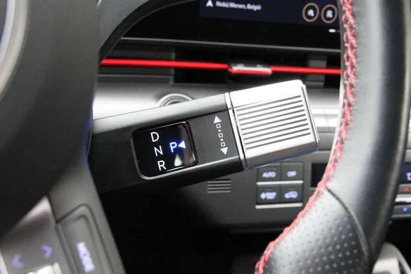 Hyundai Kona (2023) — foto 15 van 44