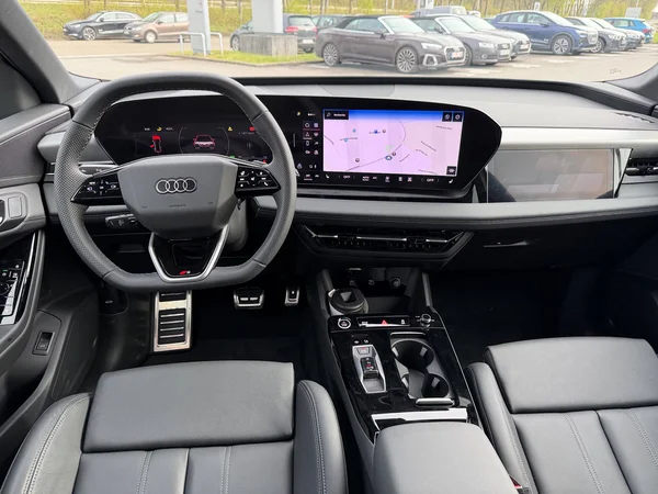AUDI Q6 e-tron (2026) — foto 4 van 23