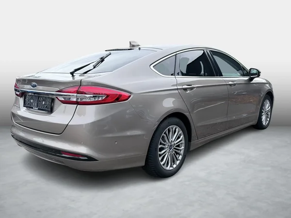 Ford Mondeo (2021) — foto 10 van 16