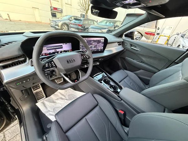 AUDI Q3 SUV e-hybrid (PHEV) (2026) — foto 9 van 23