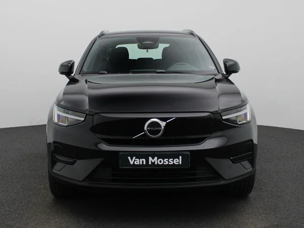 Volvo XC40 (2023) — foto 23 van 41