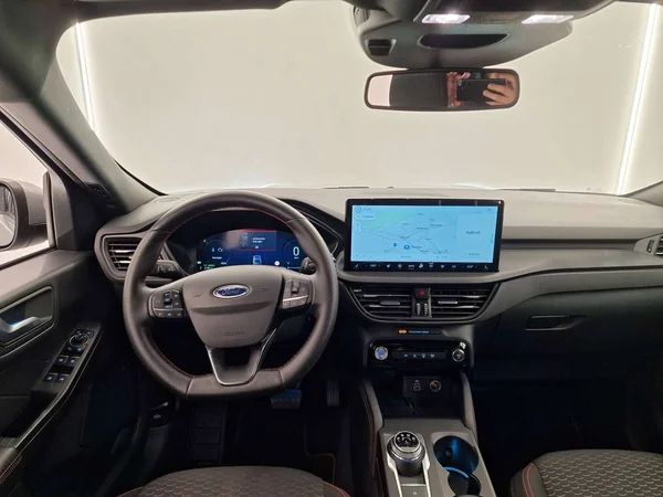 Ford Kuga (2025) — foto 7 van 15