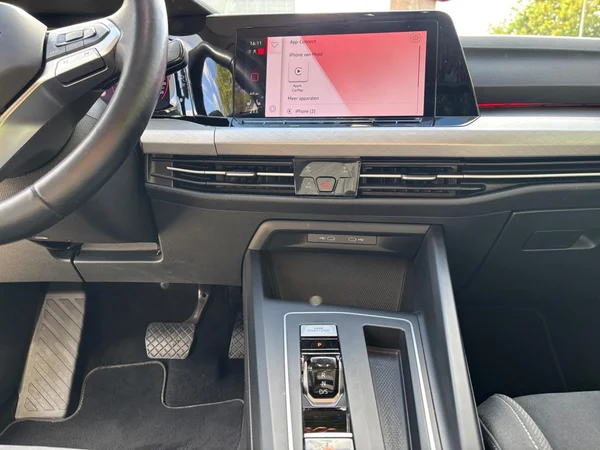 VOLKSWAGEN Golf Variant VIII Dsl (2023) — foto 3 van 24