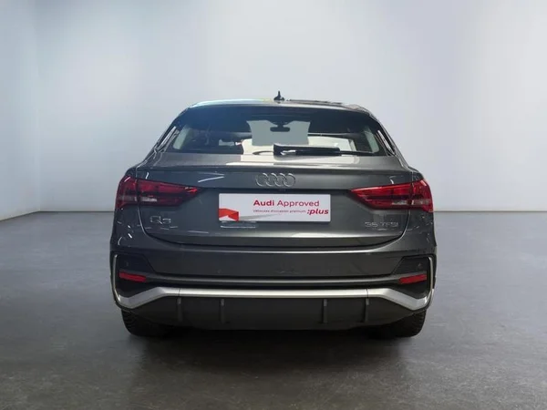 AUDI Q3 Sportback (2021) — foto 25 van 27