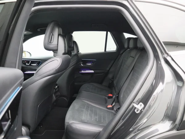 Mercedes-Benz GLC (2025) — foto 2 van 54