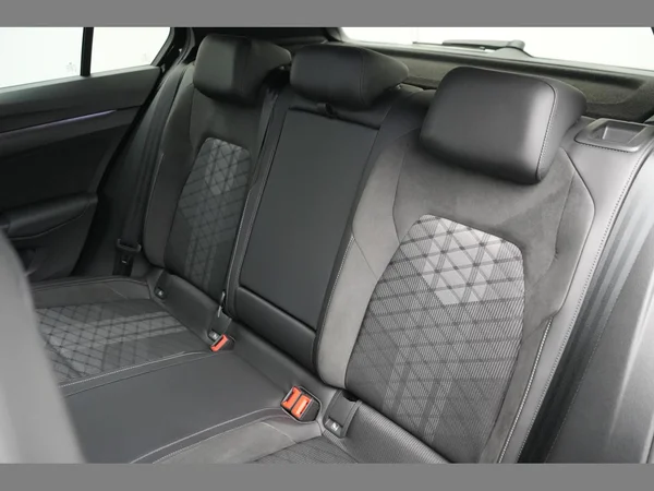 VOLKSWAGEN Golf VIII (2025) — foto 5 van 29