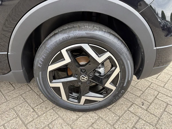 VOLKSWAGEN T-Cross (2025) — foto 16 van 24