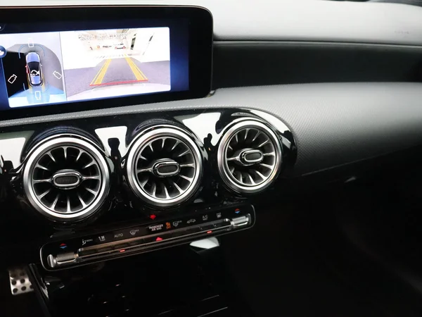 Mercedes-Benz A-Klasse (2025) — foto 6 van 26