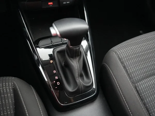 Kia Stonic (2025) — foto 10 van 22