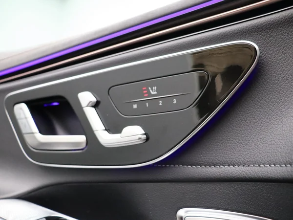 Mercedes-Benz EQE (2025) — foto 34 van 34